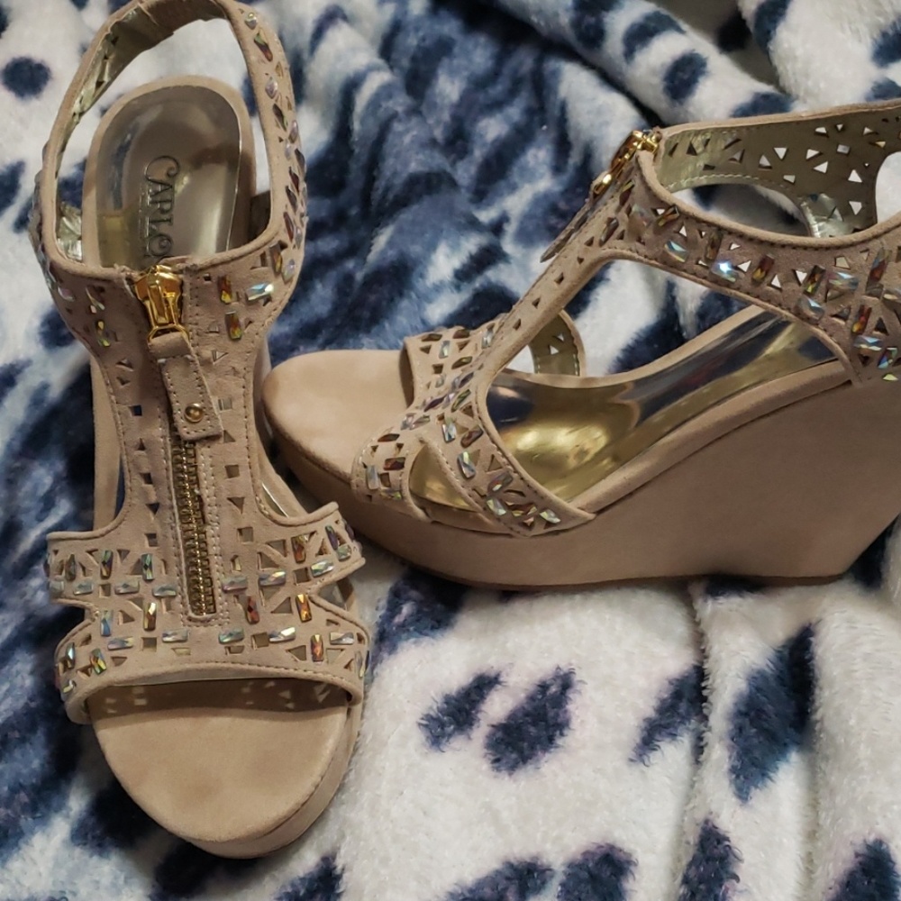 Nude suede wedges